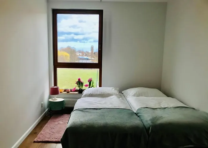 Baltic Riviera Apartments - Garden Sanctuary Retreat